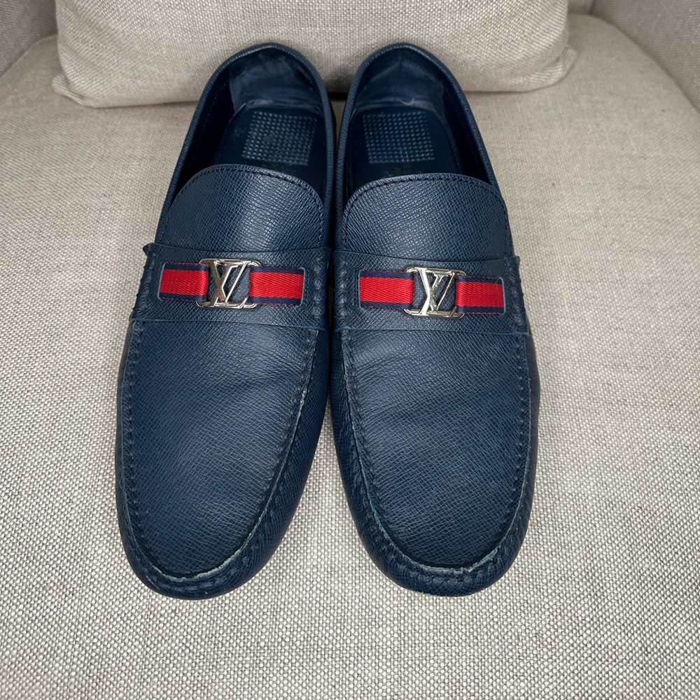 Navy blue Louis Vuitton moccasins